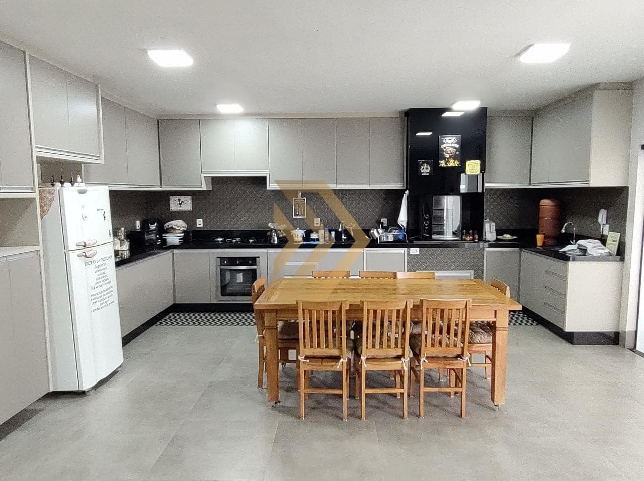 Condomínio Residencial Campo Belo - Casa Térrea para venda, 390m², com 2 dormitórios - Parque dos Sabiás II (Padre Nóbrega), Marília