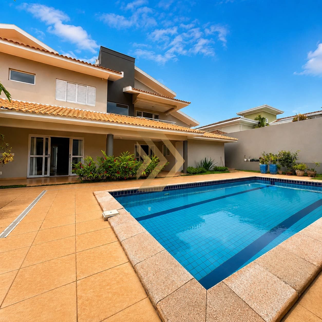 Casa para venda, 540m², com 4 dormitórios - Jardim Maria Izabel, Marília