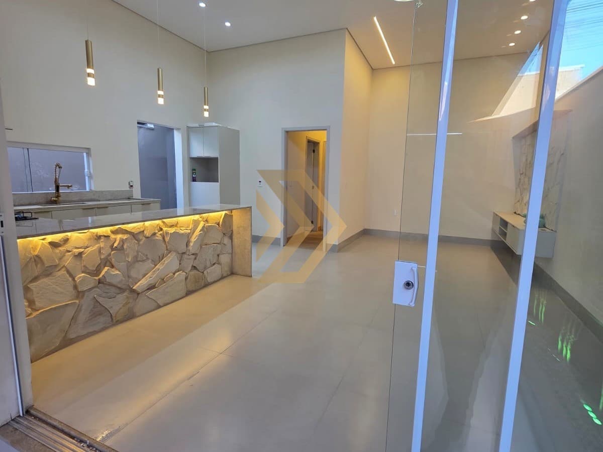 Casa para venda, 110m², com 3 dormitórios - Jardim Adolpho Bim, Marília
