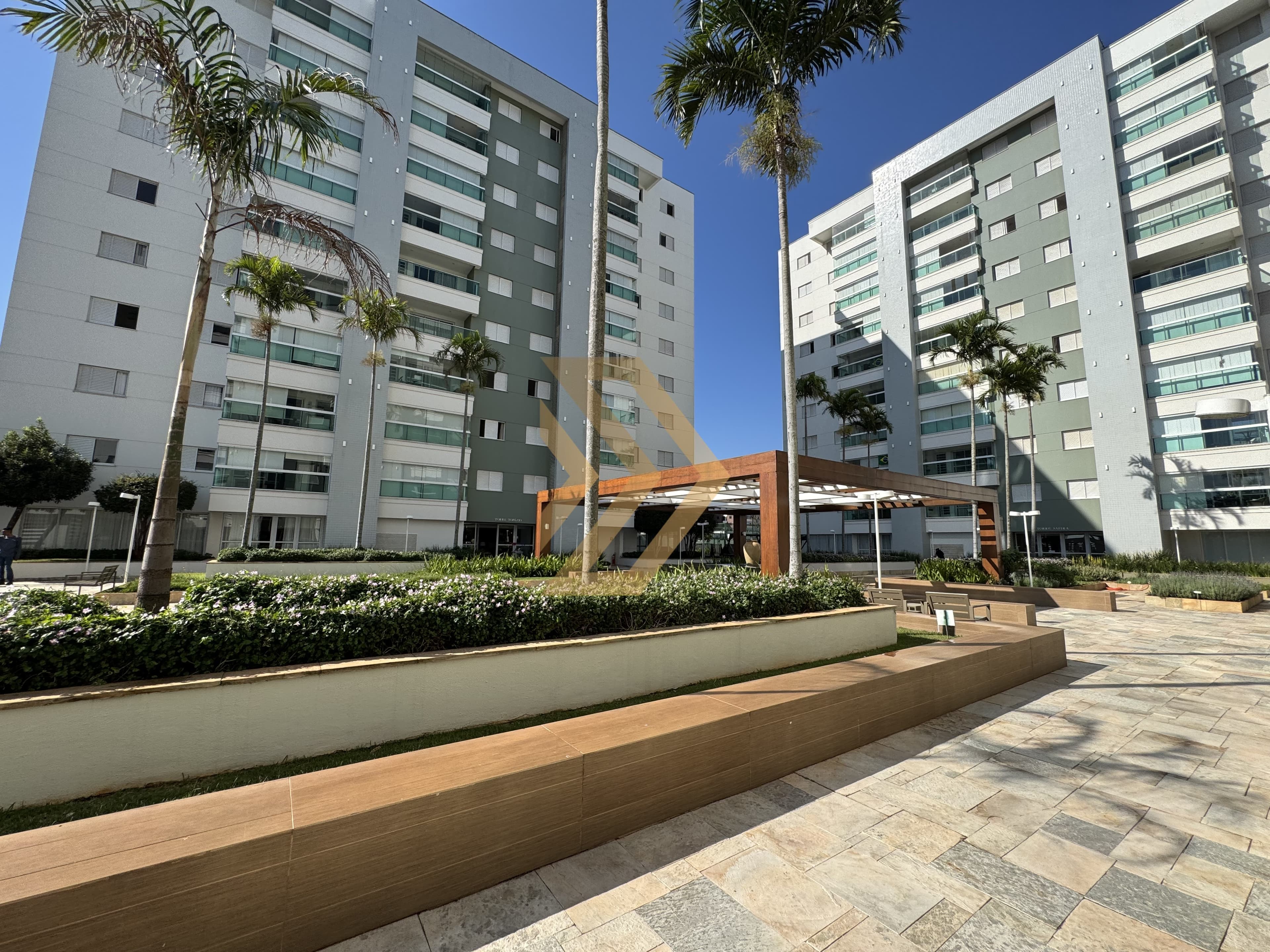 Condomínio Residencial Pátio Esmeralda - Apartamento para locação, 86m², com 3 dormitórios - Fragata, Marília