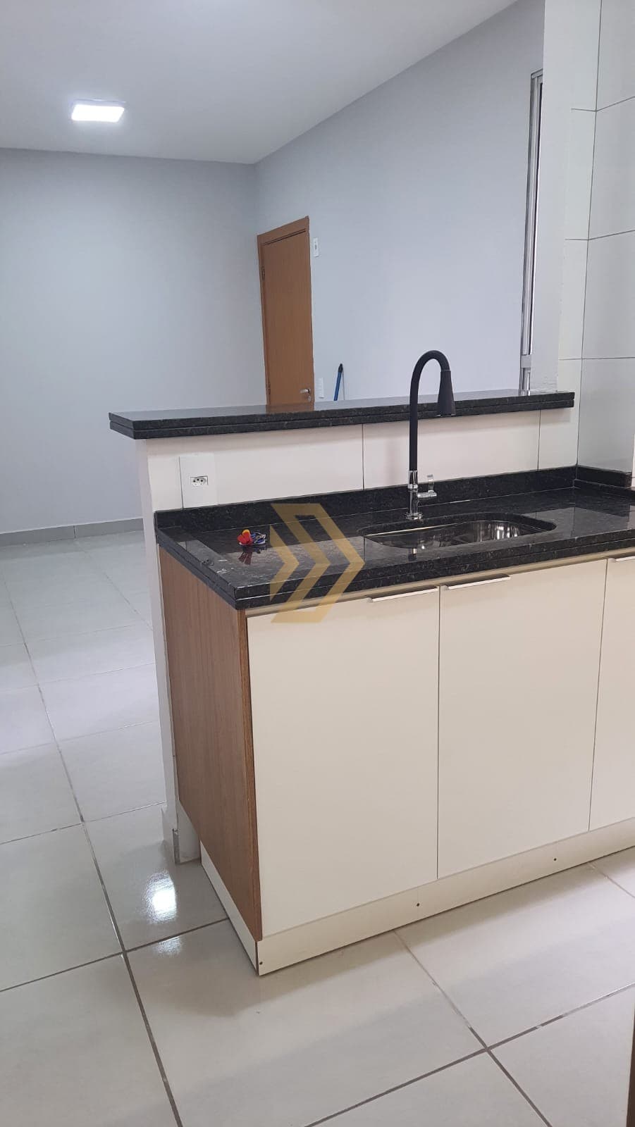 Condomínio Residencial Salé - Apartamento para venda, 42m², com 2 dormitórios - Jardim Califórnia, Marília